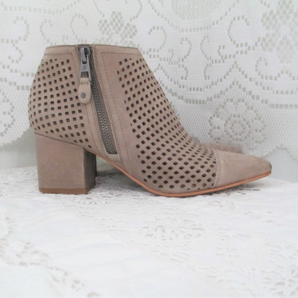 Lucky Brand Tan Booties